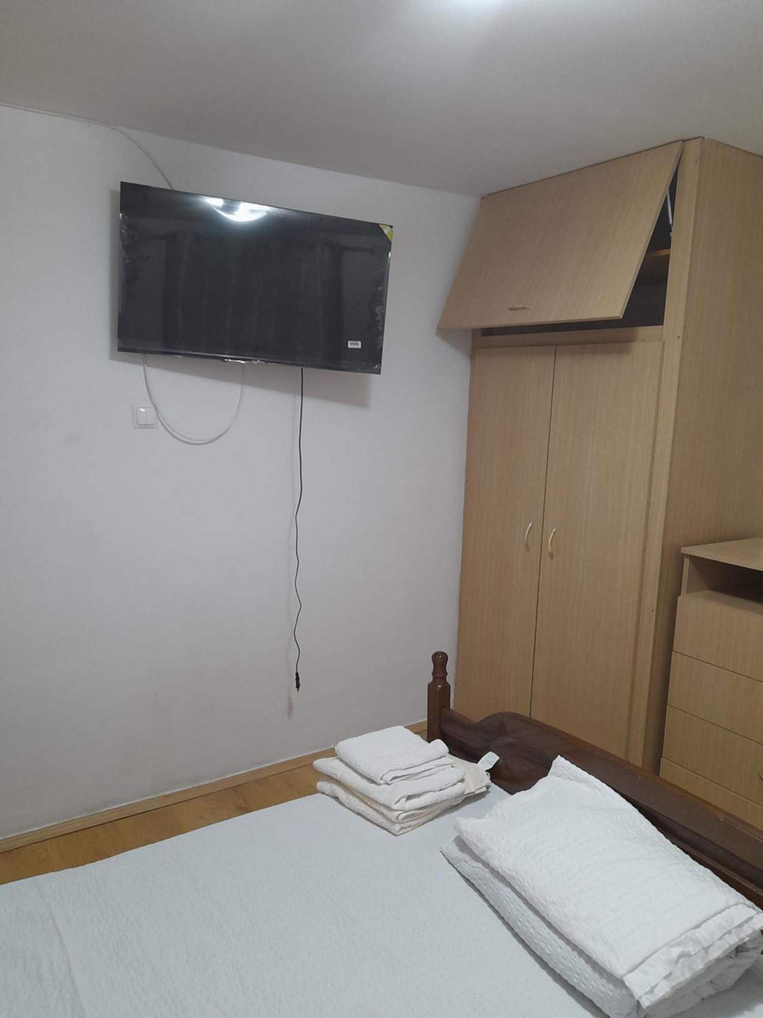 Garsoniera Sic Zona Terapia Zona Linistita La Casa Cu Parcare Leilighet Cluj-Napoca Eksteriør bilde