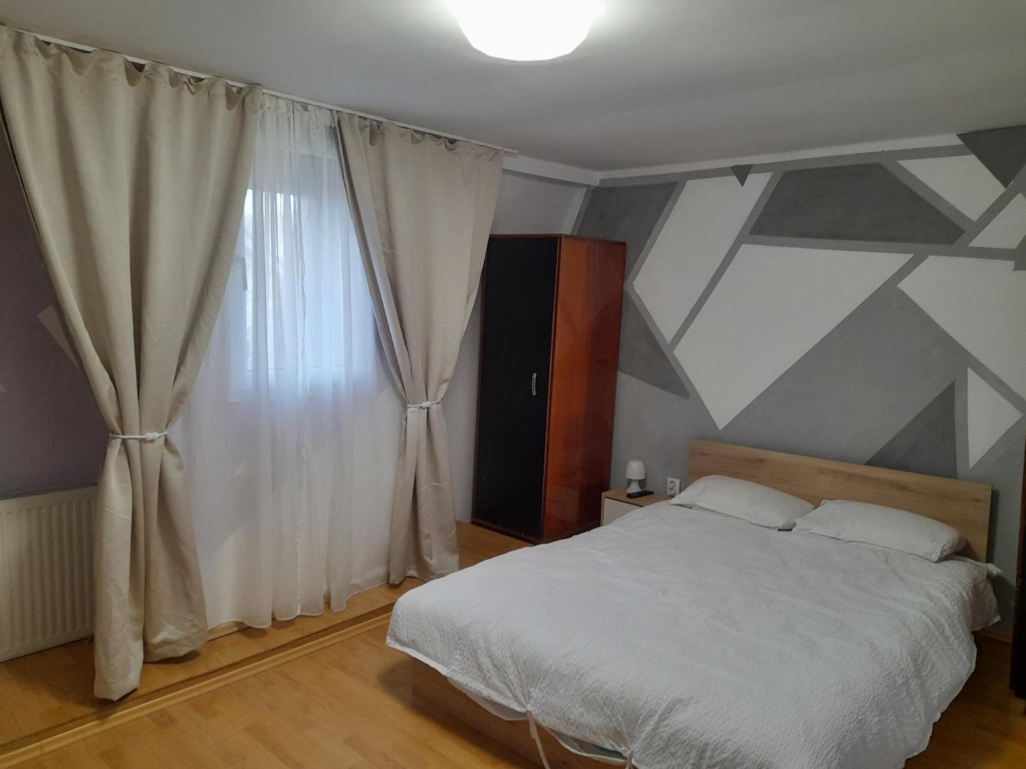 Garsoniera Sic Zona Terapia Zona Linistita La Casa Cu Parcare Leilighet Cluj-Napoca Eksteriør bilde